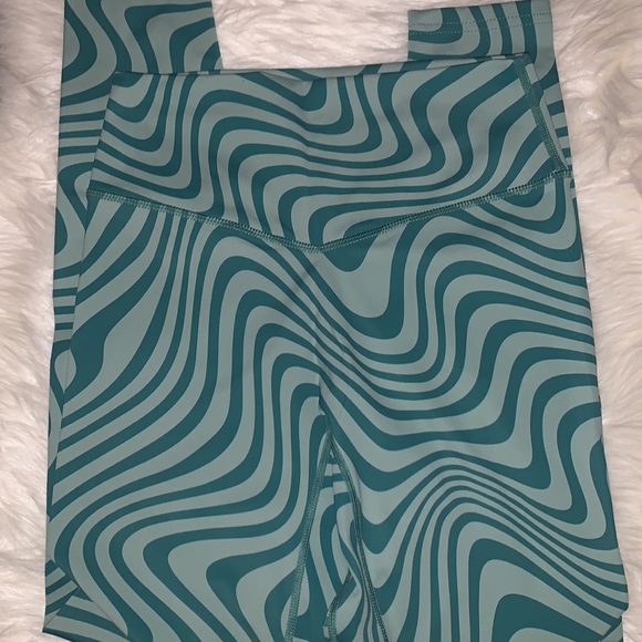 Balance Athletica / Vitality Storm Pant - Picture 2 of 3